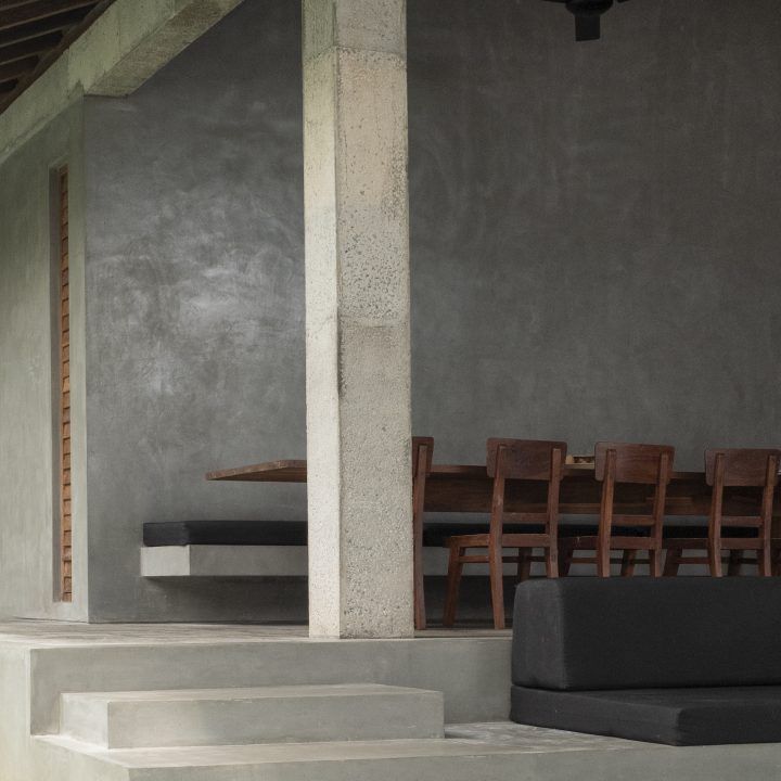 This Concrete Villa On A Sri Lankan Beachfront Maximizes Its Tropical