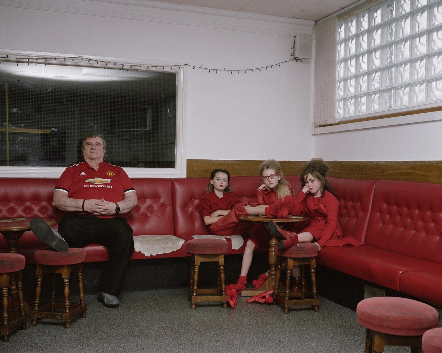 IGNANT-Photography-Clémentine-Schneidermann-Charlotte-James-Its-Called-Ffawsiwn-004