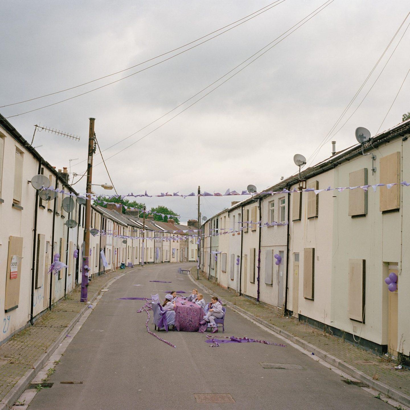 IGNANT-Photography-Clémentine-Schneidermann-Charlotte-James-Its-Called-Ffawsiwn-008