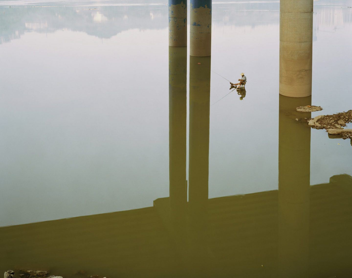 IGNANT-Photography-Nadav-Kander-Yangtze-The-Long-River-006