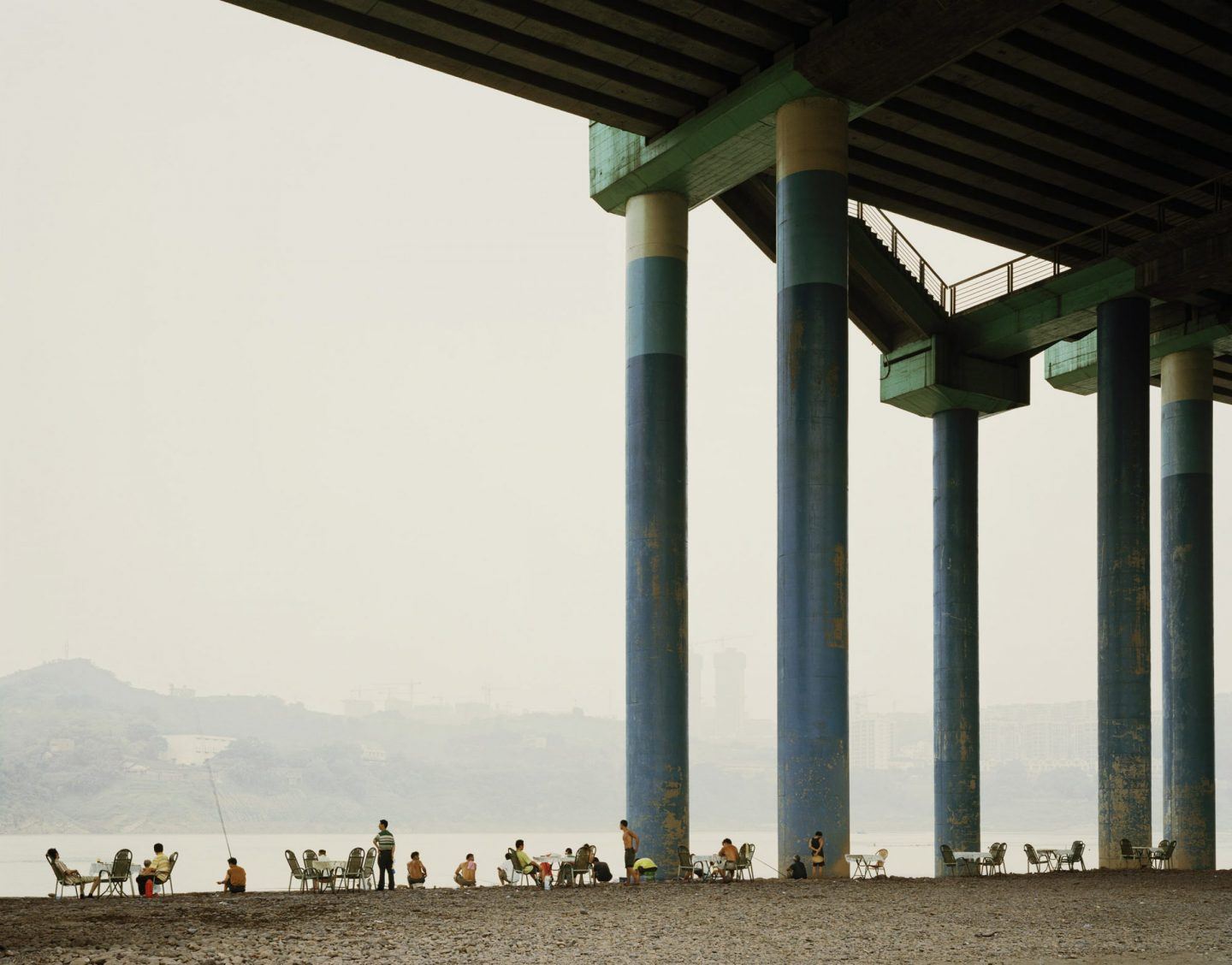 IGNANT-Photography-Nadav-Kander-Yangtze-The-Long-River-007