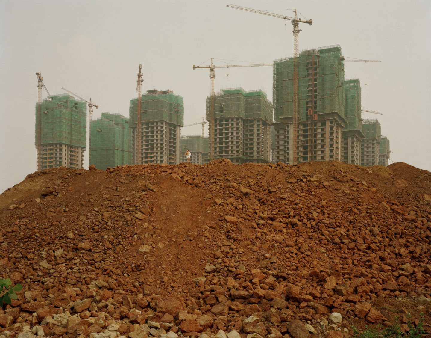 IGNANT-Photography-Nadav-Kander-Yangtze-The-Long-River-011