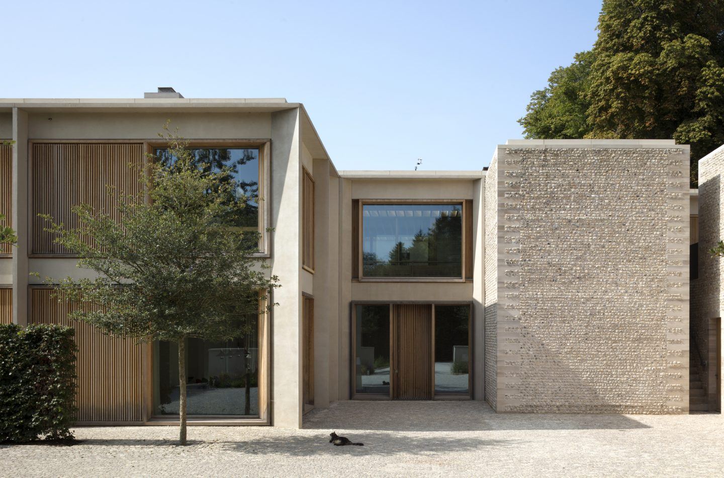 IGNANT-Architecture-Niall-McLaughlin-Architects-Hampshire-House-002