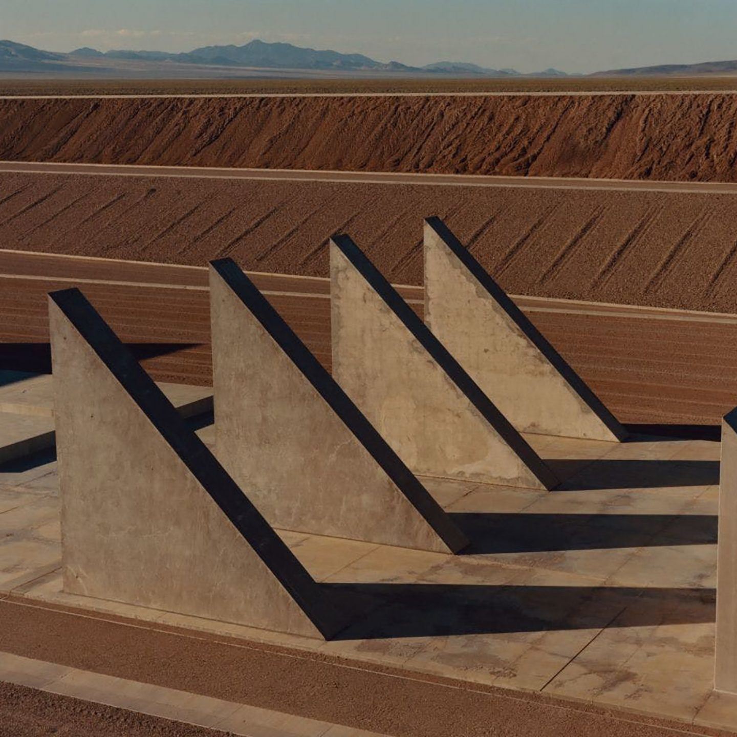 IGNANT-Art-Michael-Heizer-City-8