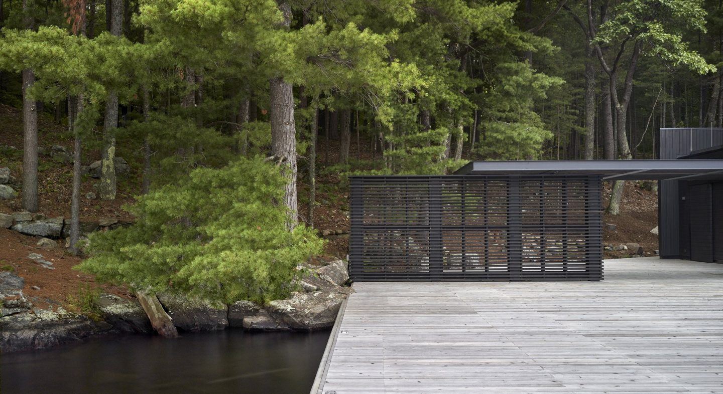 IGNANT-Architecture-Muskoka-Boathouse-5