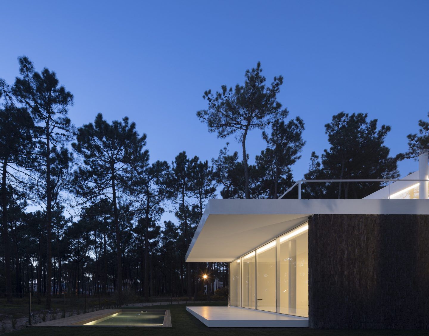 IGNANT-Architecture-Bica-Arquitectos-Herdade-da-Aroeira-House-016