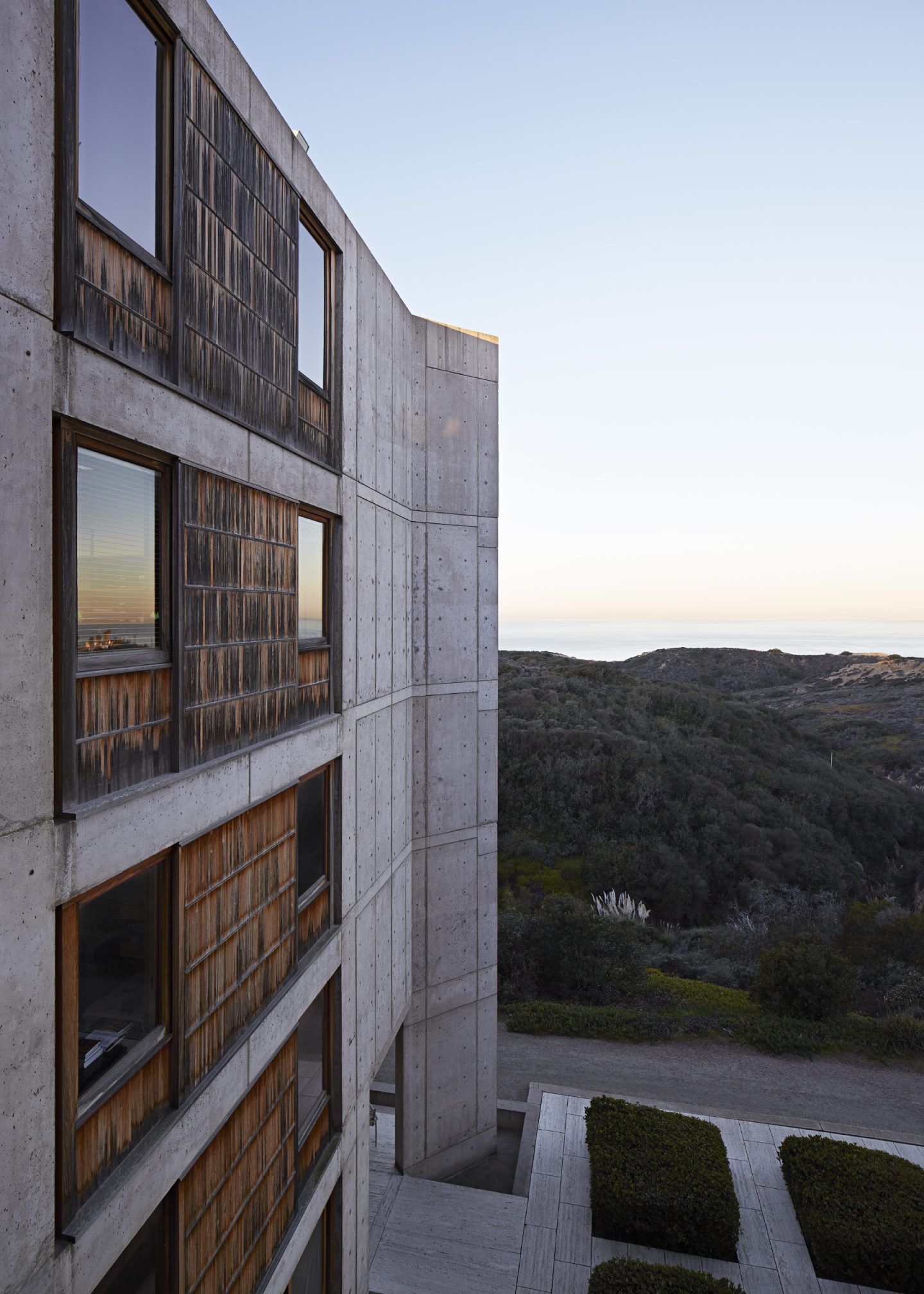 IGNANT-Architecture-Salk-Institute-Nils-Koenning-6