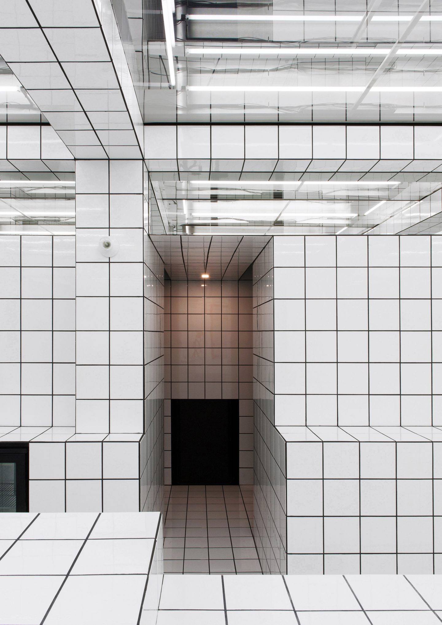 IGNANT-Architecture-Ute-Müller-LAX-Bar-013