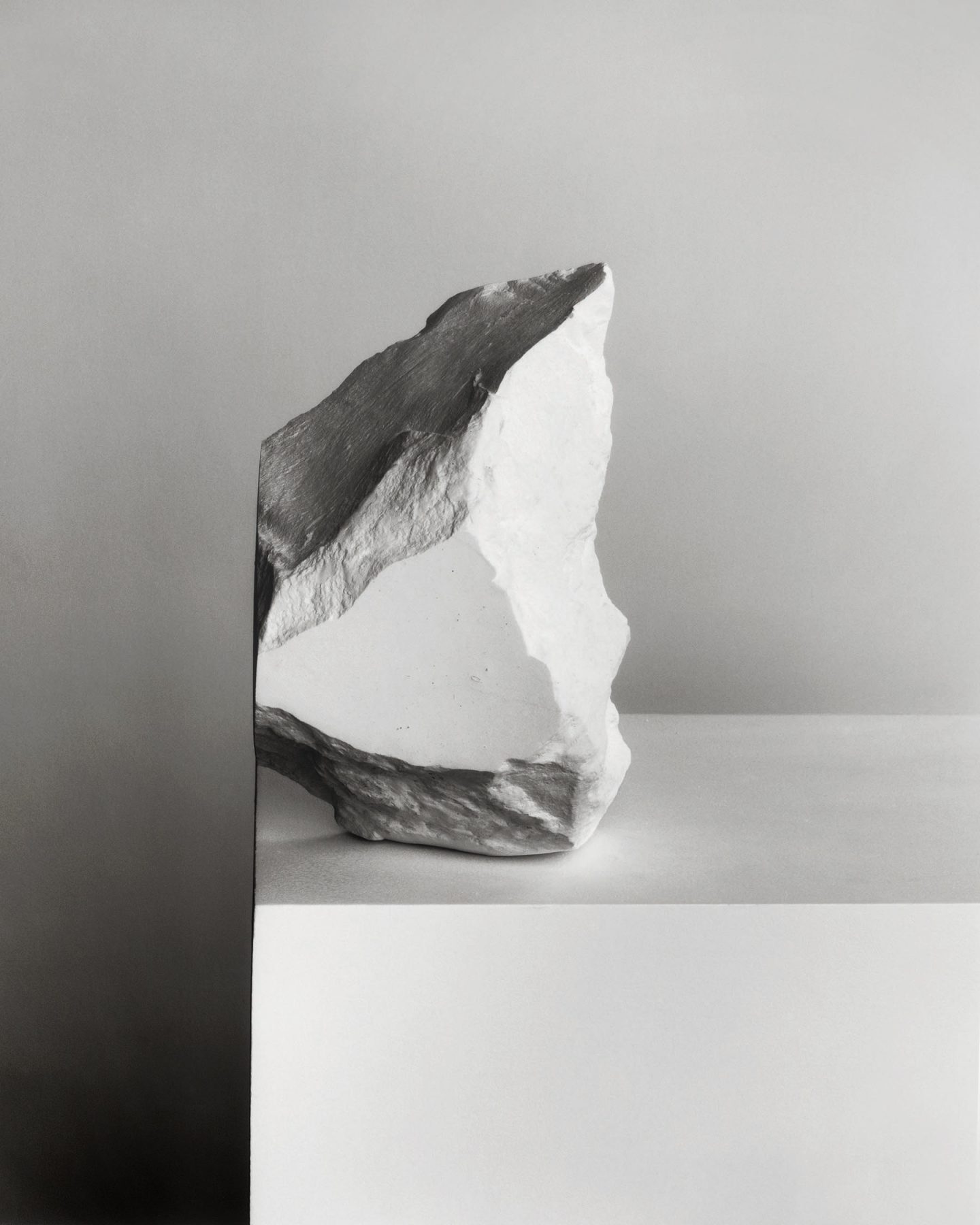 IGNANT-Photography-Darren-Harvey-Regan-The-Erratics-5.1