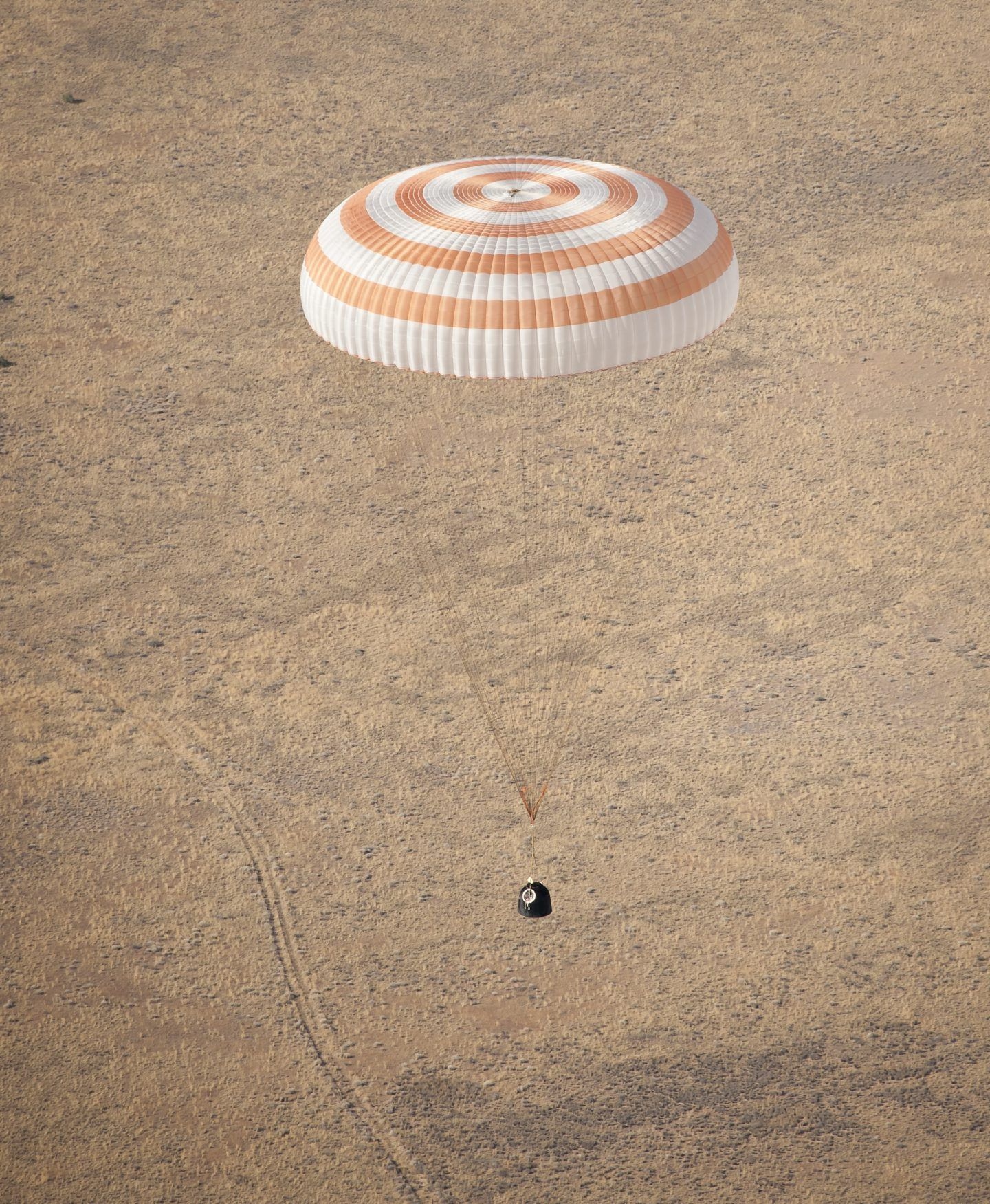 Expedition 28 Landing