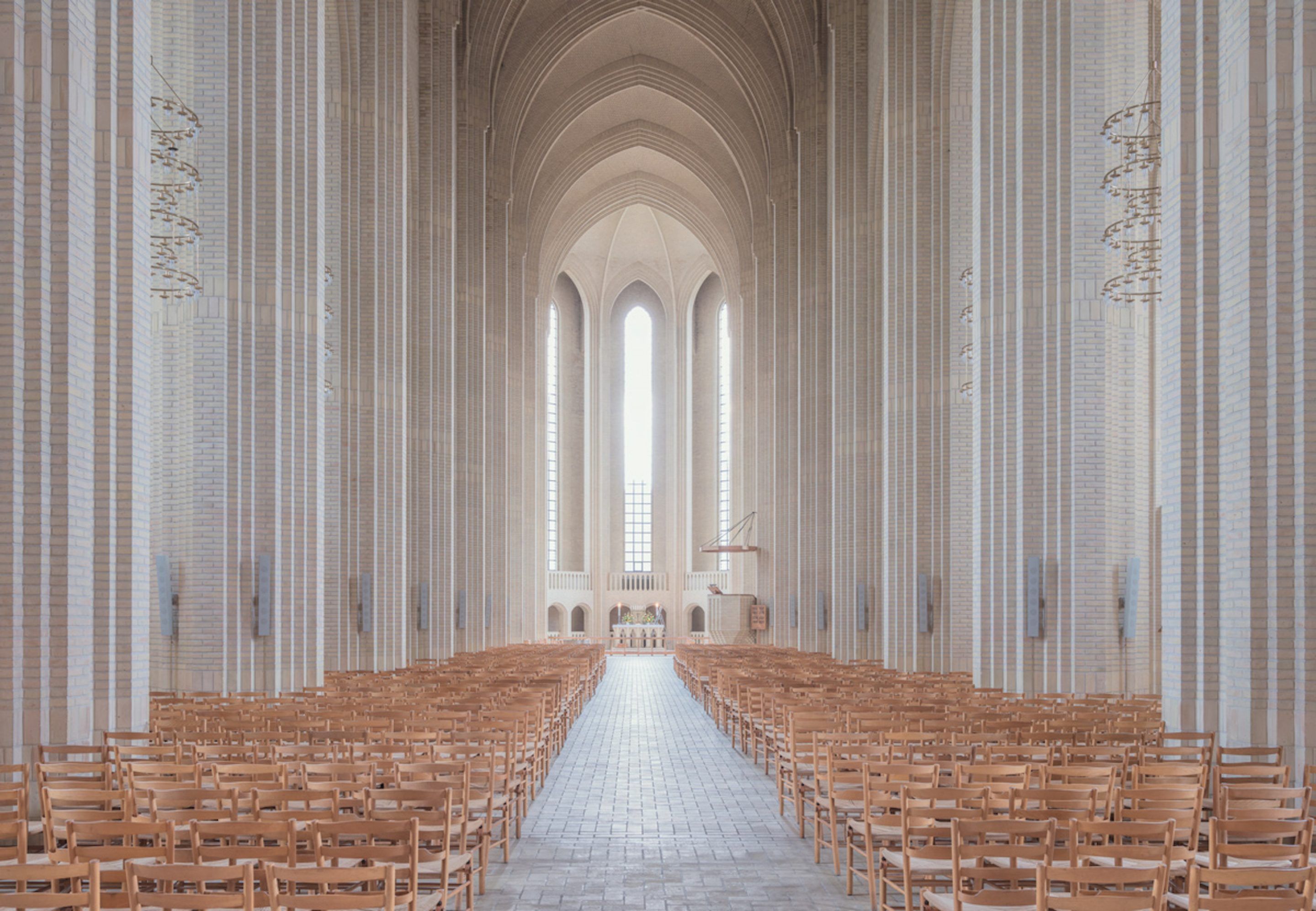 IGNANT-Photography-Ludwig-Favre-Copenhagen-Church-02