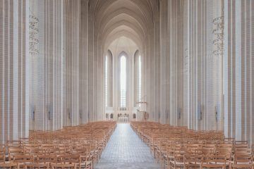 IGNANT-Photography-Ludwig-Favre-Copenhagen-Church-02
