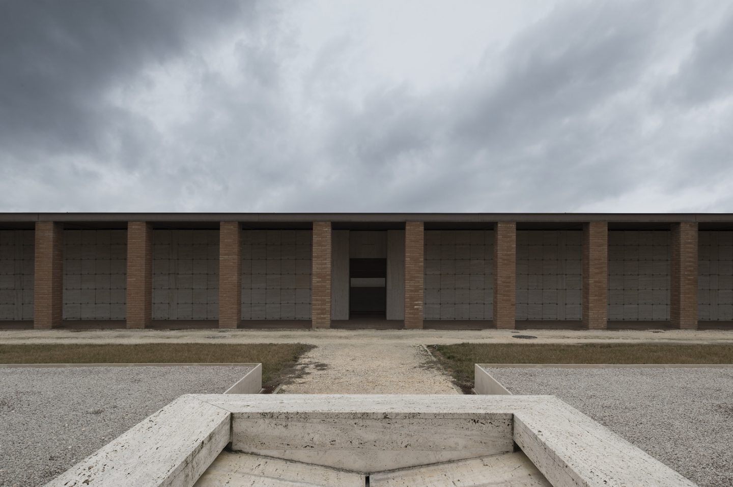 IGNANT-Architecture-Fabio-Bascetta-Tempio-di-Cremazione-01