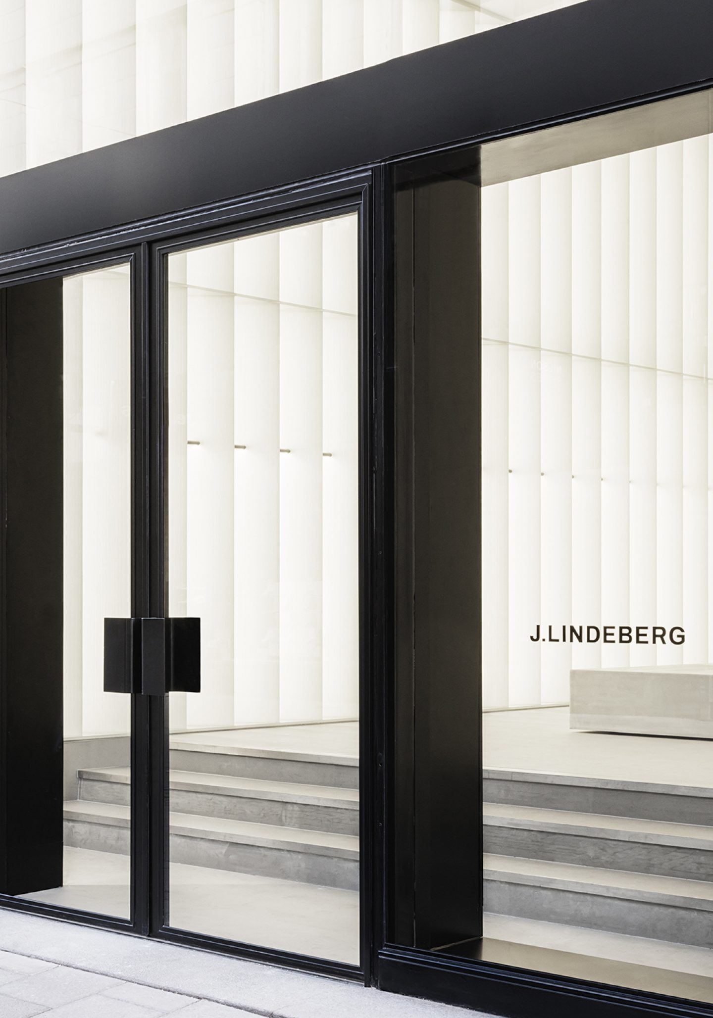 IGNANT-Design-Studio-David-Thulstrup-J-Lindeberg-Flagship-02