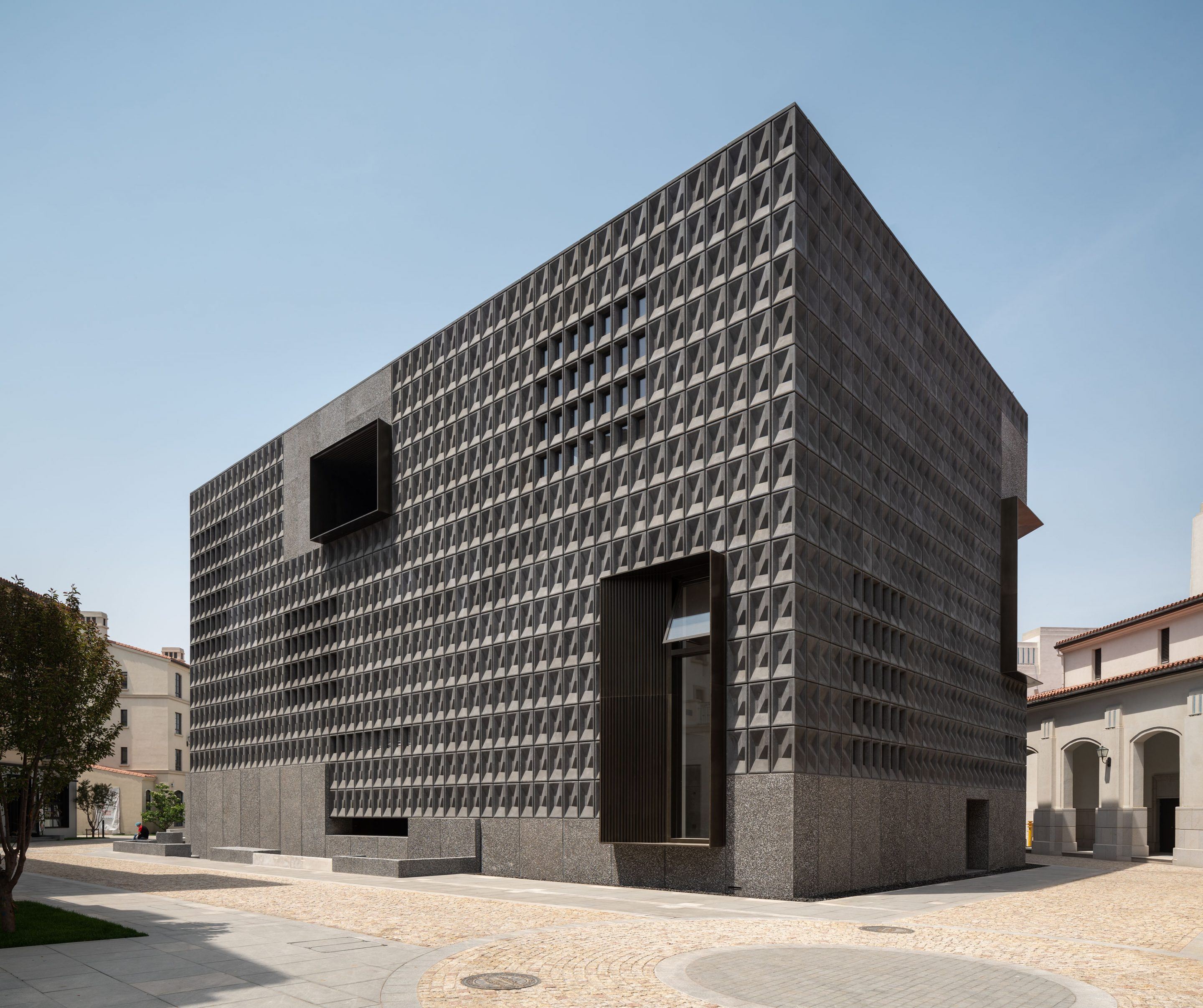 IGNANT-Architecture-Aranya-Art-Center-Neri-Hu-03