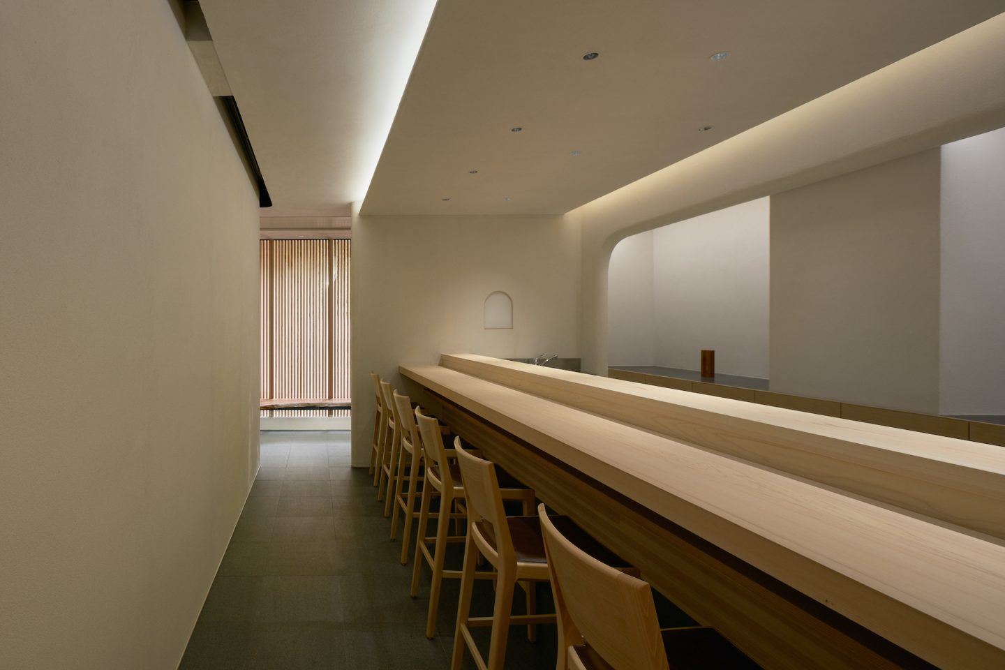 IGNANT-Architecture-Keiji-Ashizawa-Sushi-Mizukami-16