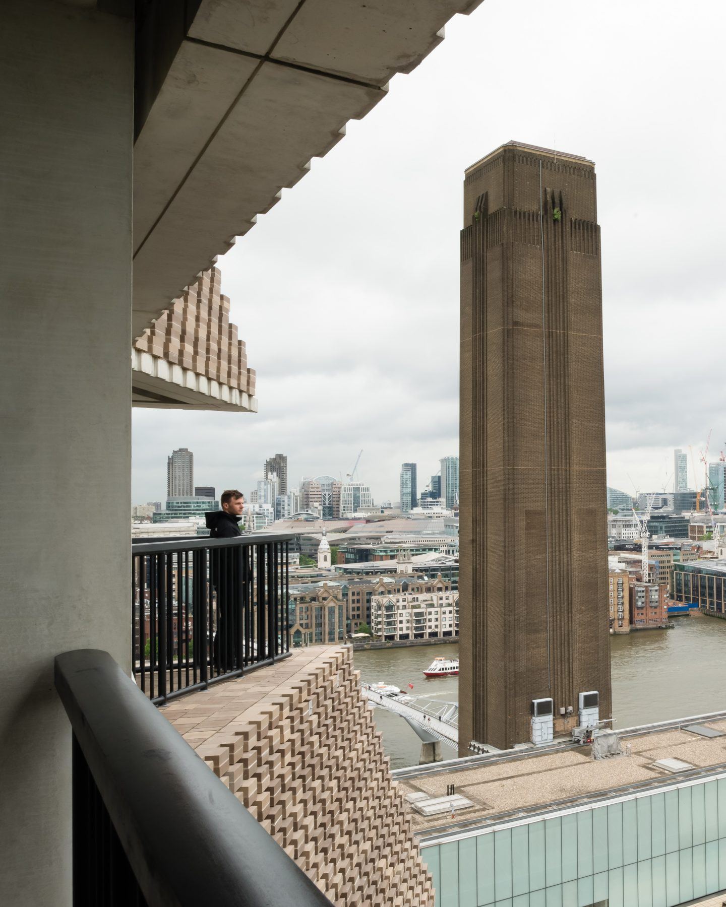 Tate Modern Switch House by Herzog & de Meuron. Copyright Jim Stephenson 2016