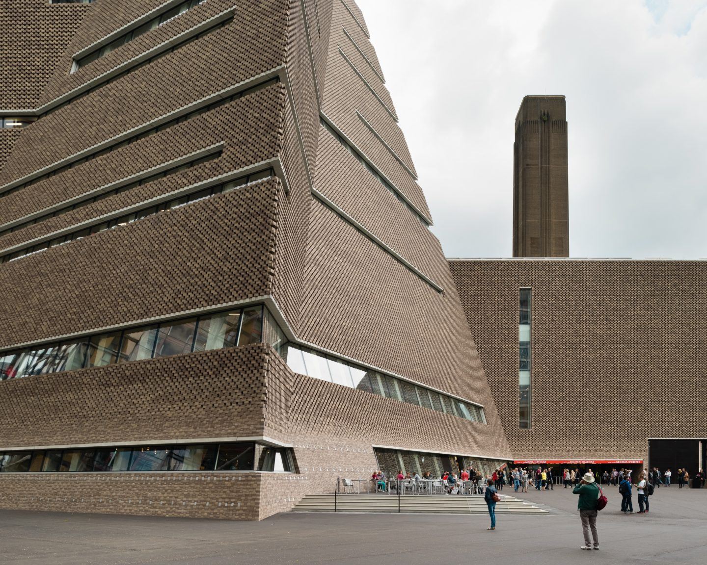 Tate Modern Switch House by Herzog & de Meuron. Copyright Jim Stephenson 2016