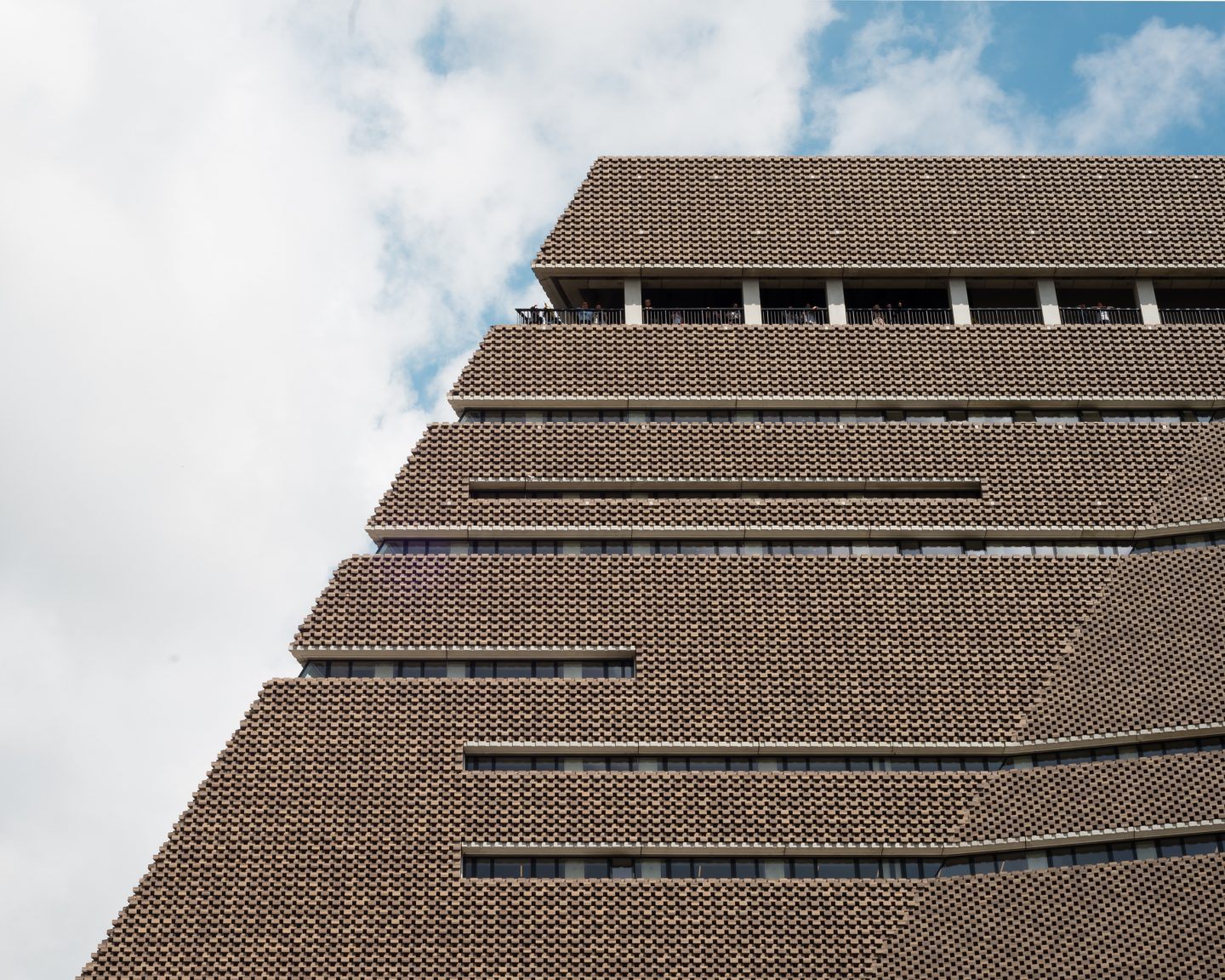 Tate Modern Switch House by Herzog & de Meuron. Copyright Jim Stephenson 2016