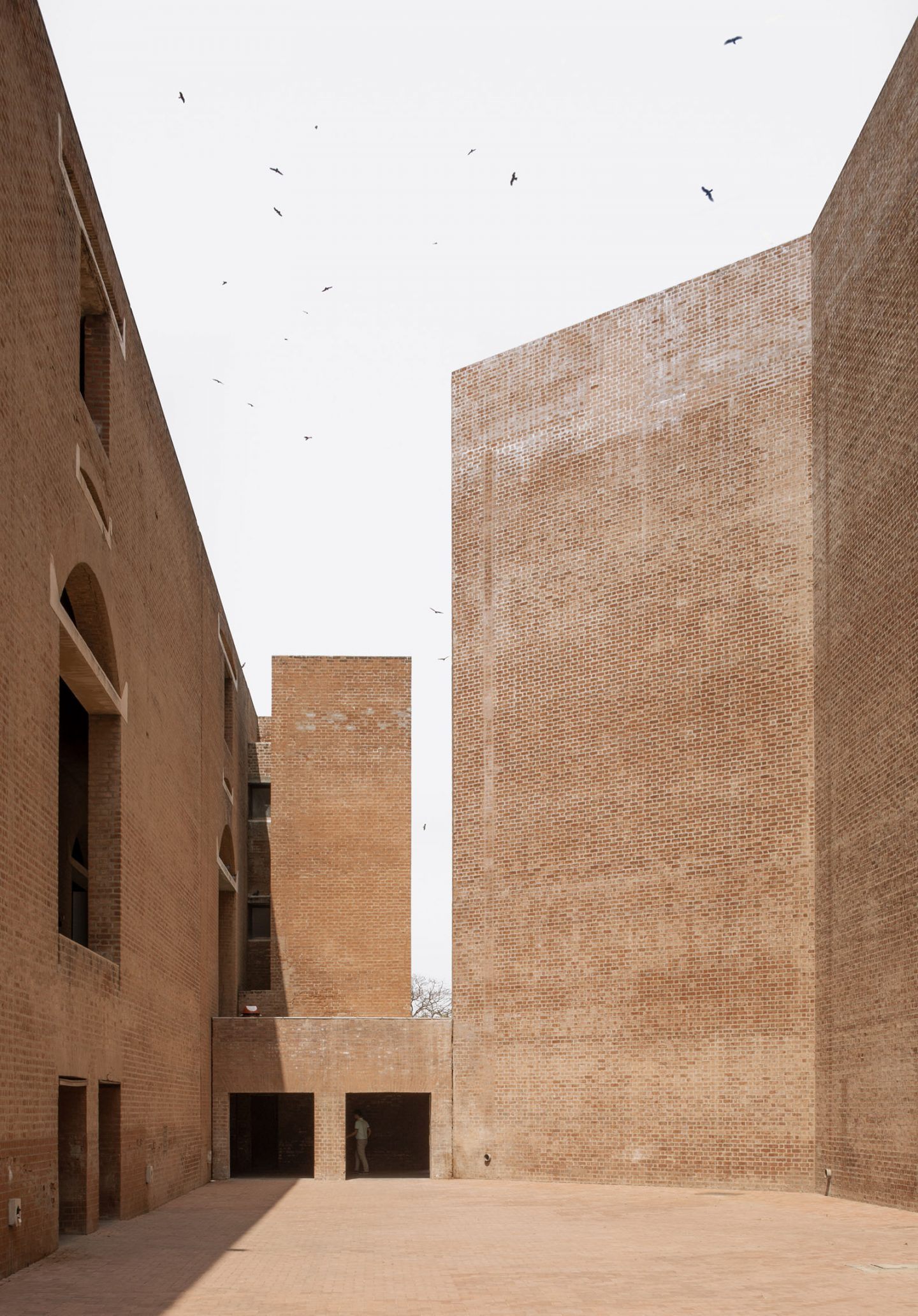 IGNANT-Photography-Louis-Kahn-Jeroen-Verrecht-Indian-Institute-Management-Ahmedabad-05