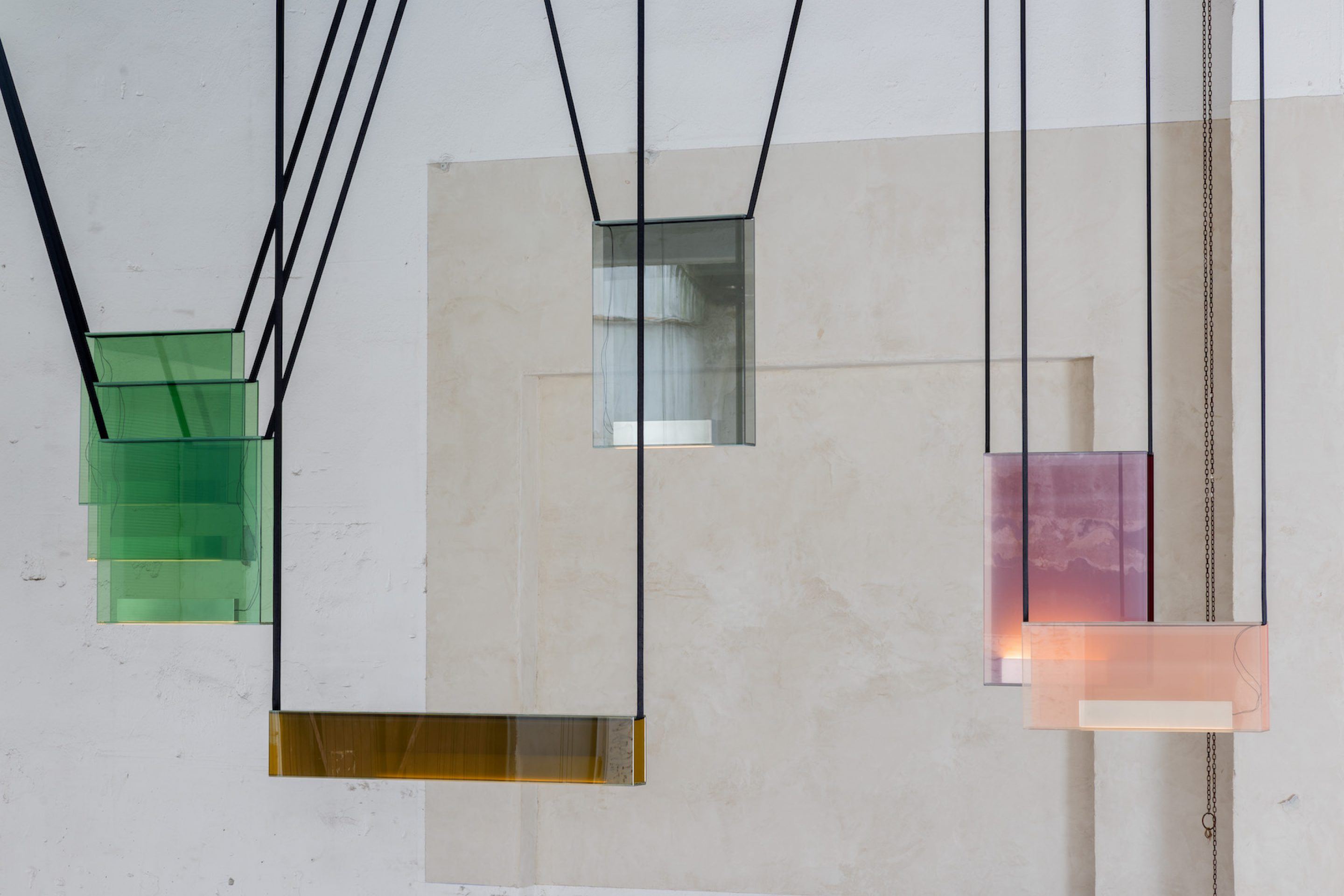 civilisere Berigelse Mindre Lambert & Fils Use Glass and Gravity To Form Their New Collection Sainte -  IGNANT