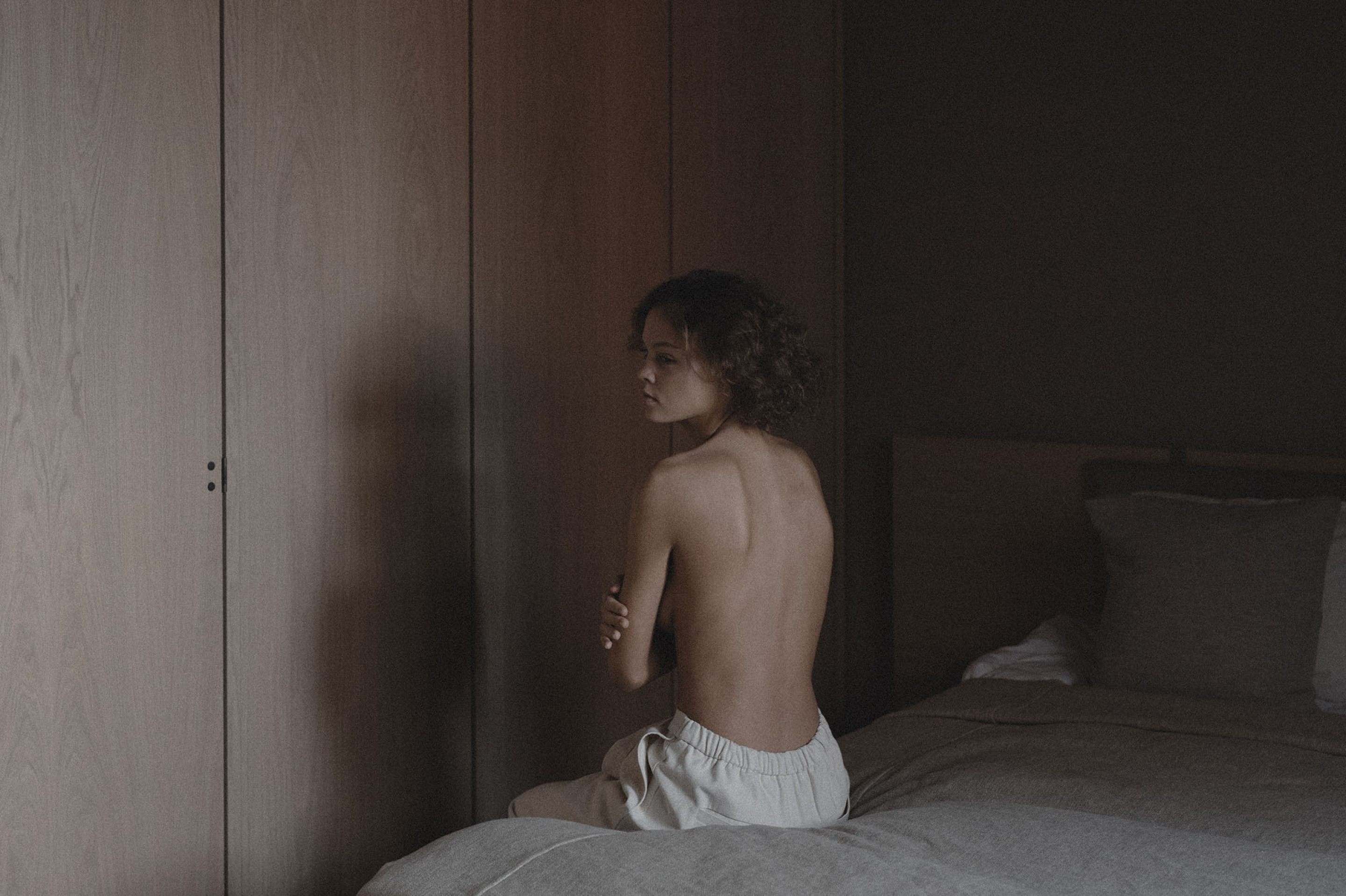 IGNANT-Photography-Ana-Santl-Guest-Room-014