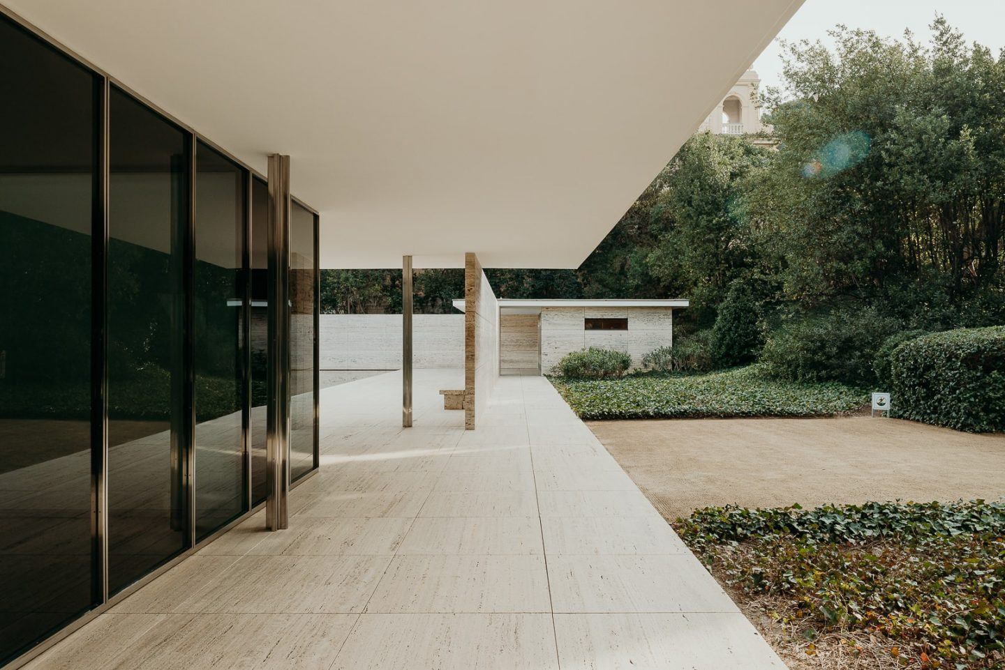 IGNANT-Architecture-Barcelona-Pavilion-Ludwig-Mies-Van-Der-Rohe-Maciej-Jezyk-016