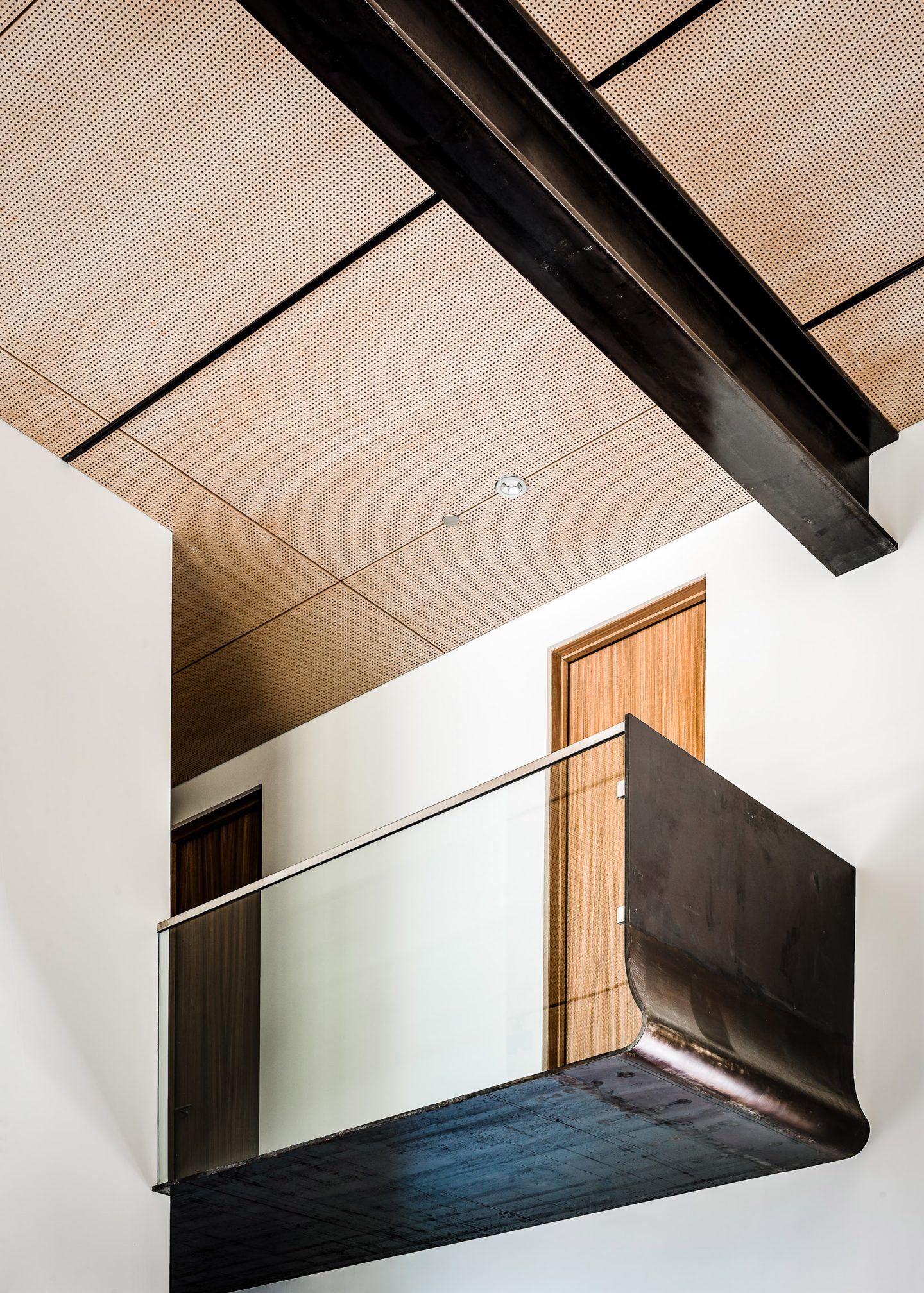 IGNANT-Architecture-Faulkner-Architects-Burnt-Cedar-014