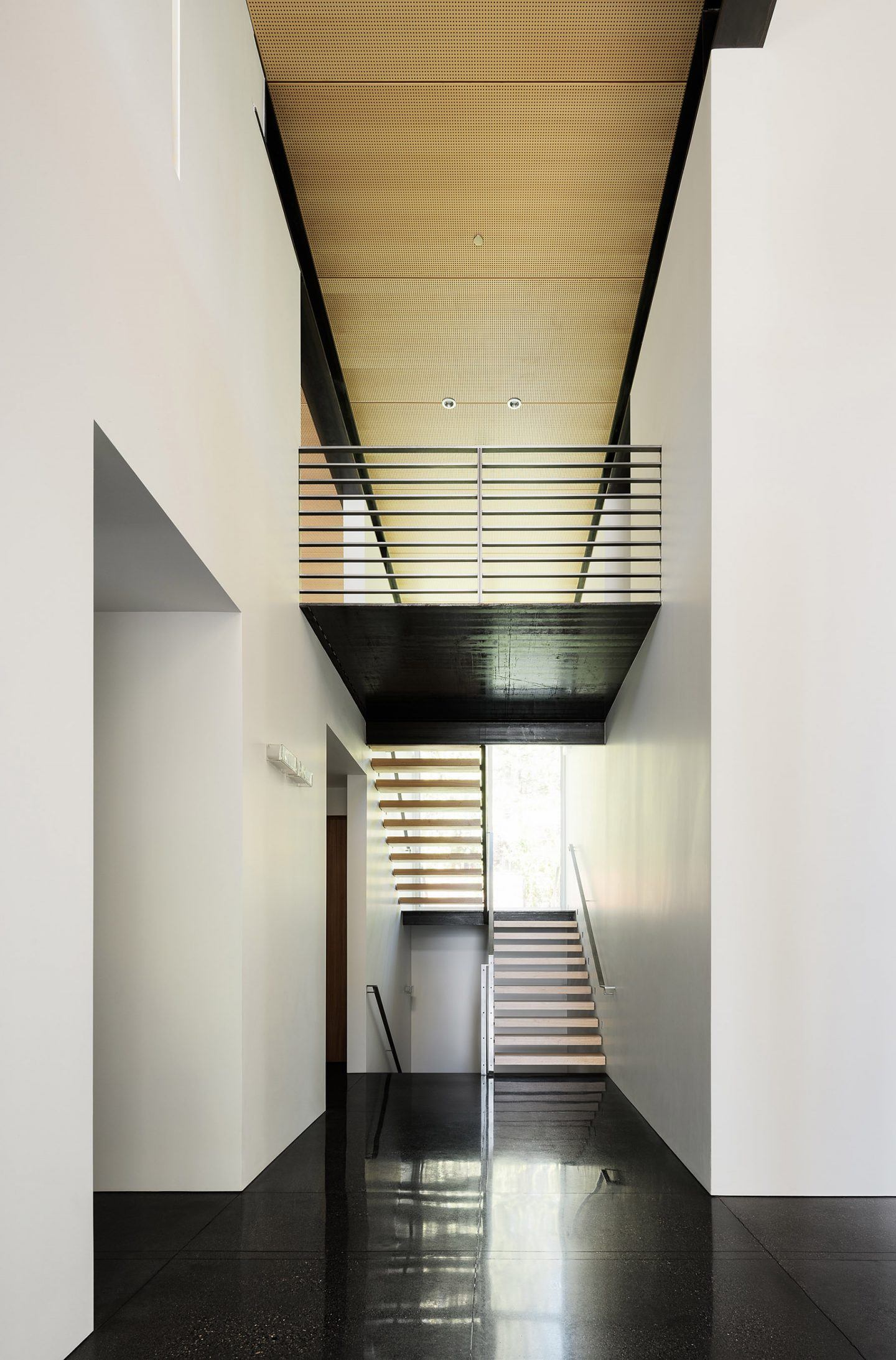 IGNANT-Architecture-Faulkner-Architects-Burnt-Cedar-02