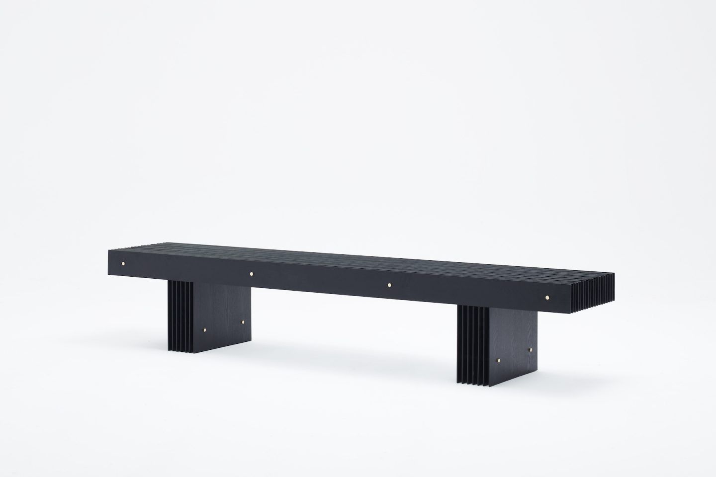 IGNANT-Design-Mario-Tsai-Grid-Bench-04