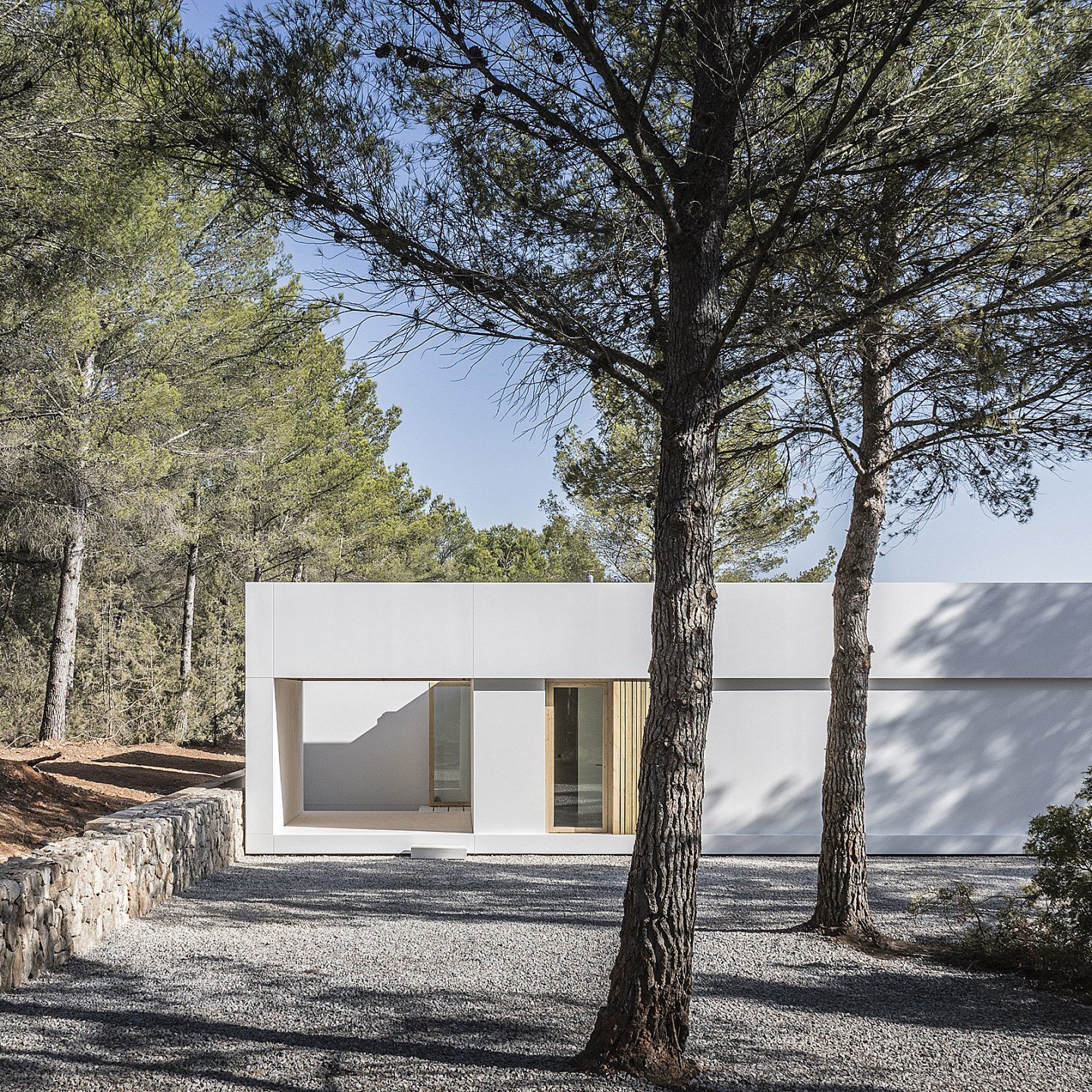 IGNANT-Architecture-Marià-Castelló-Martínez-Ca-L'Amo-House-04