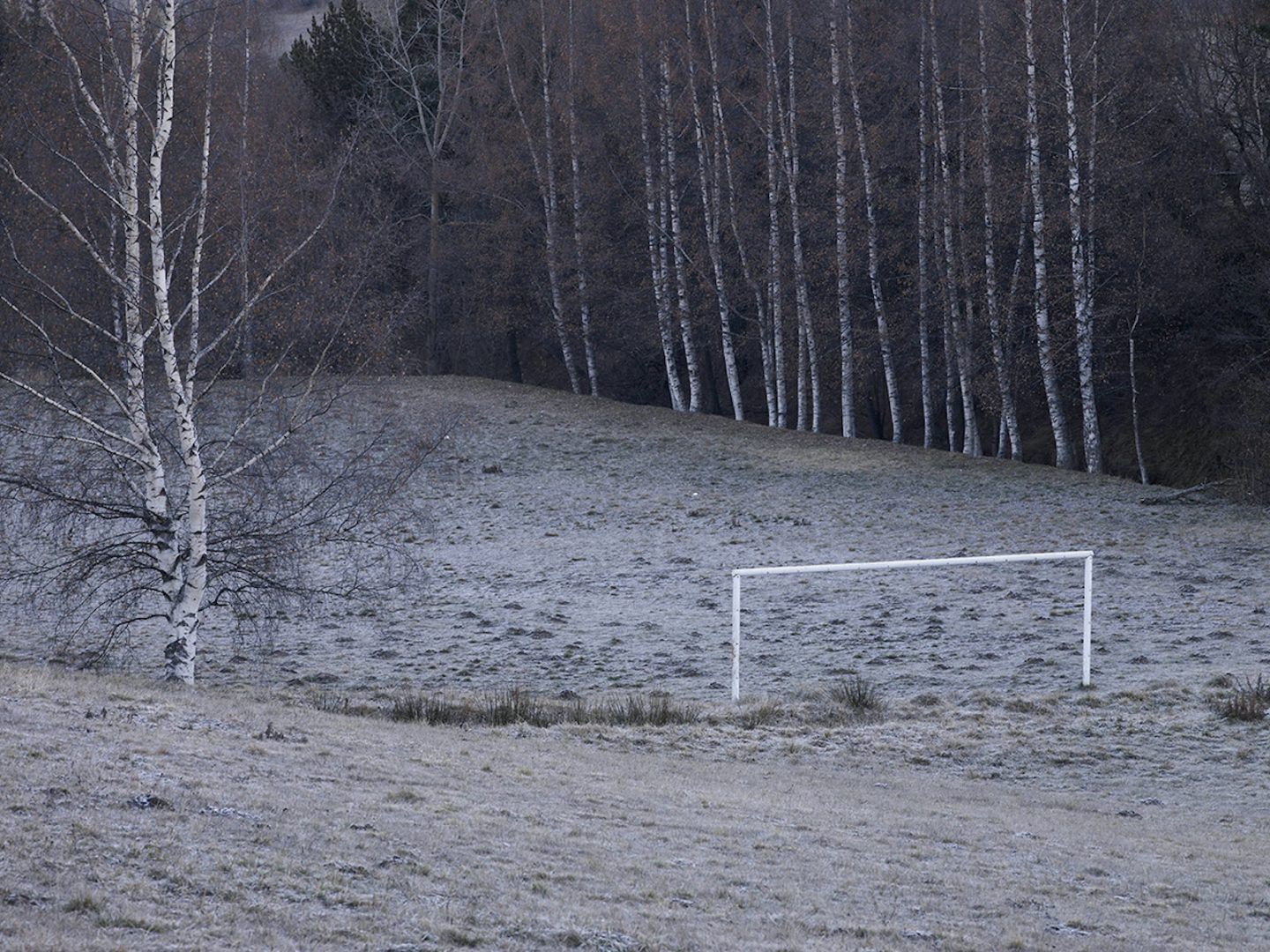 IGNANT-Photography-Guillem-Vidal-Forgotten-Playgrounds-014