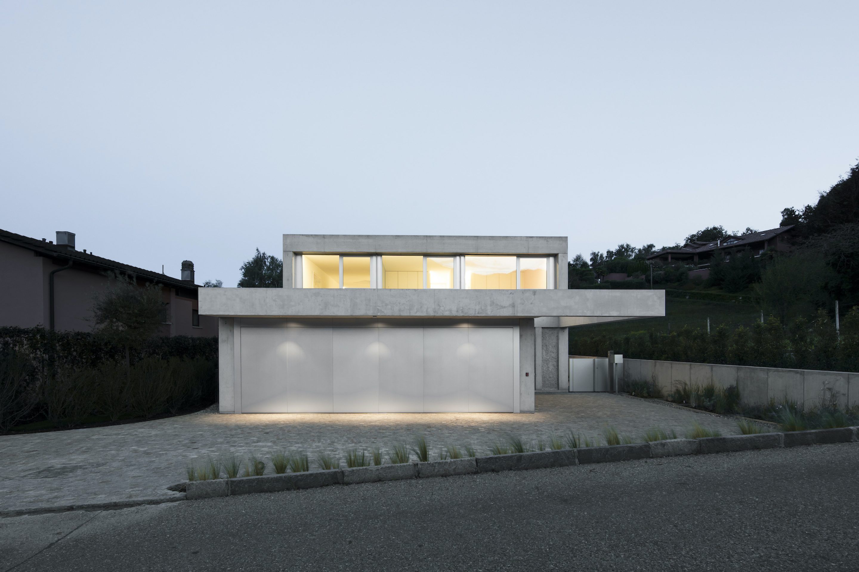 IGNANT-Architecture-DFDC-Concrete-Villa-02