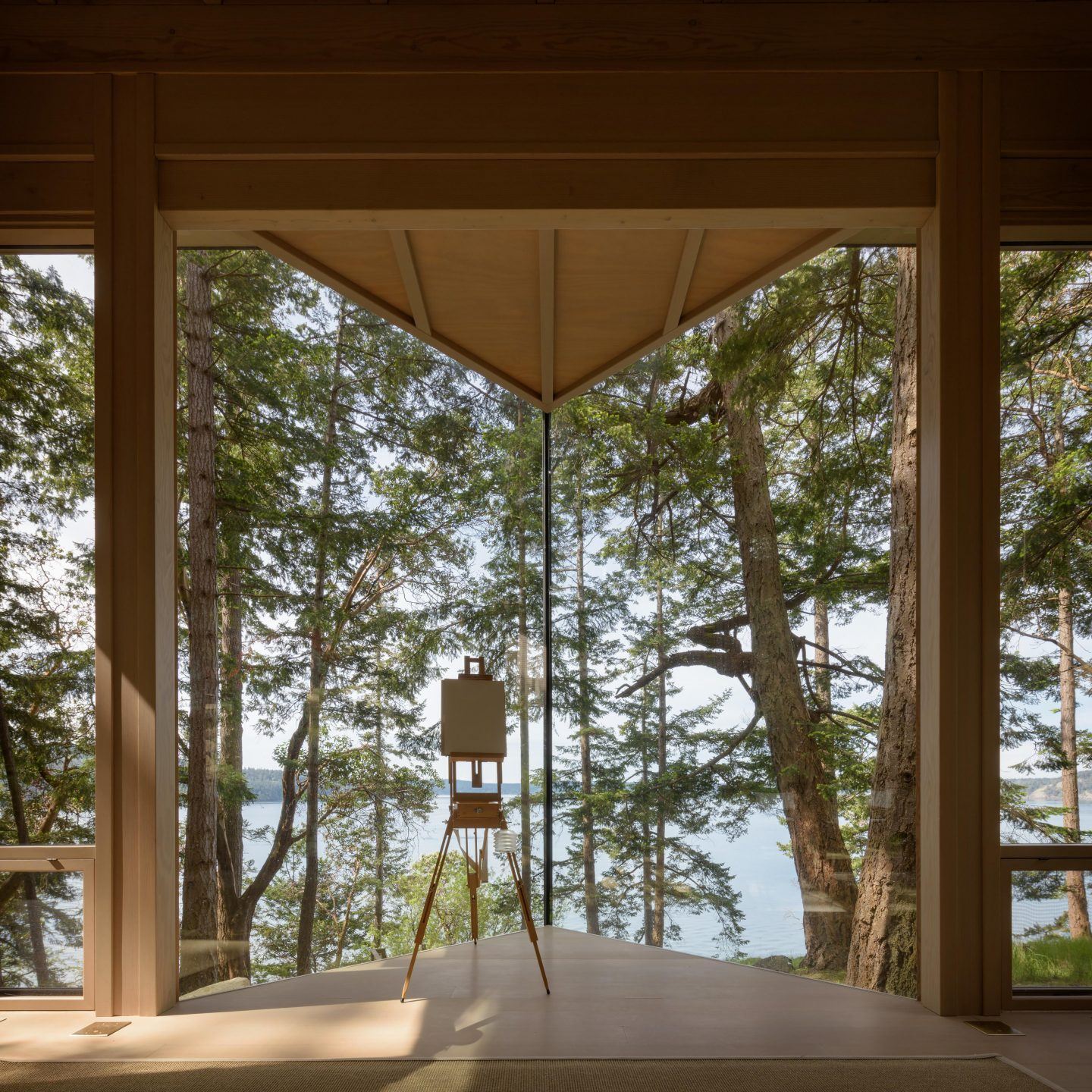 IGNANT-Architecture-Olson-Kundig-Blakely-Island-Artist-Studio-03