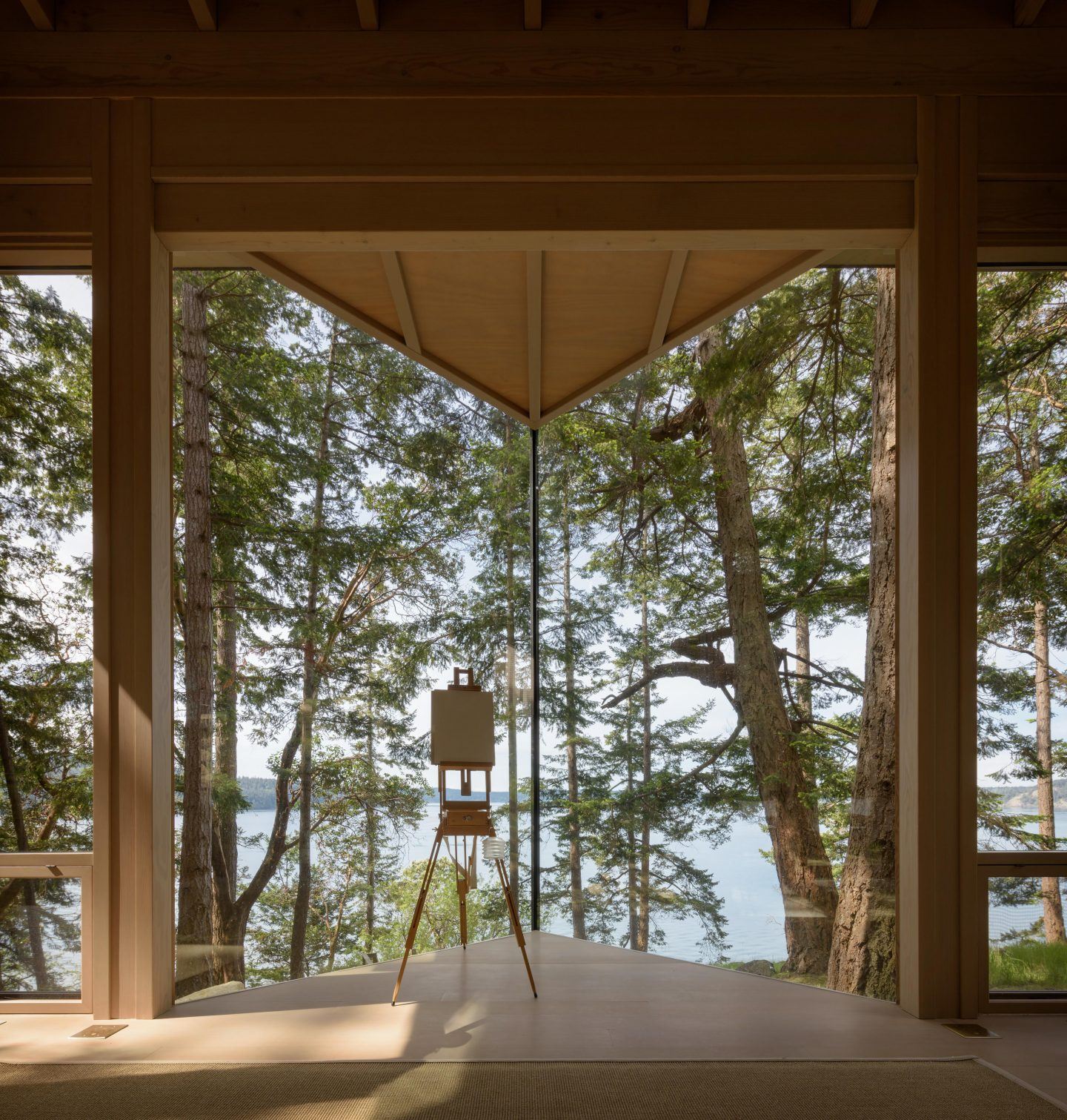 IGNANT-Architecture-Olson-Kundig-Blakely-Island-Artist-Studio-03