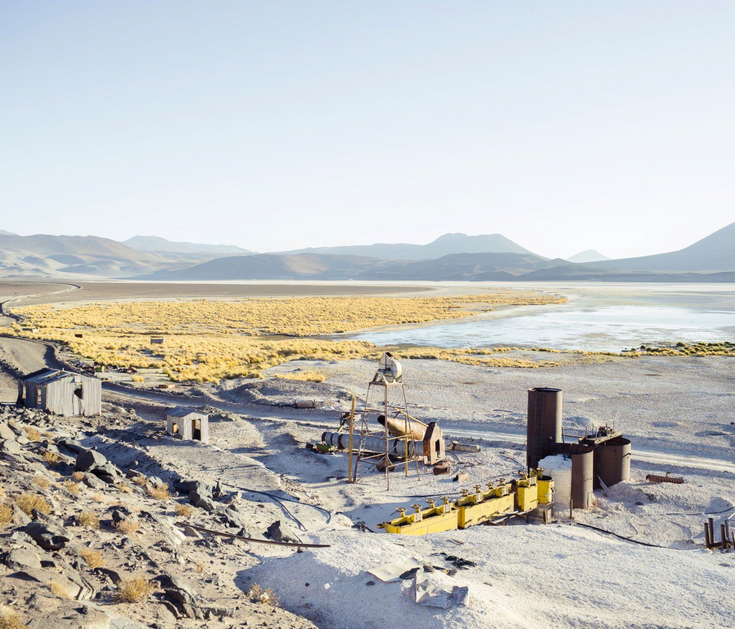 IGNANT-Photography-Marco-Szegers-Water-Mining-Exodus-024