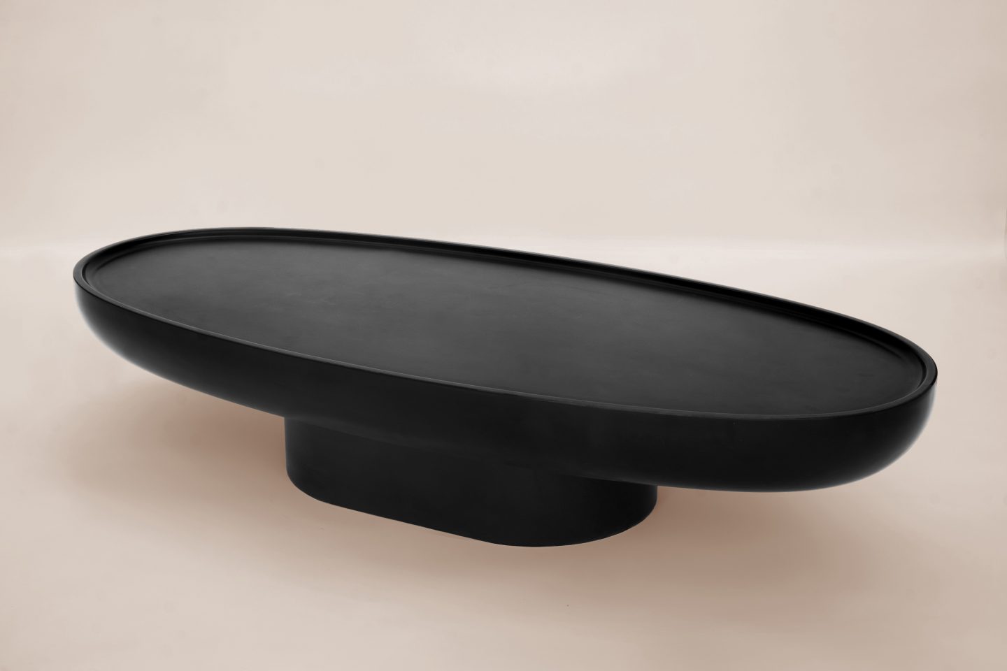 IGNANT-Design-Balzano-Swan-CoffeeTable-2