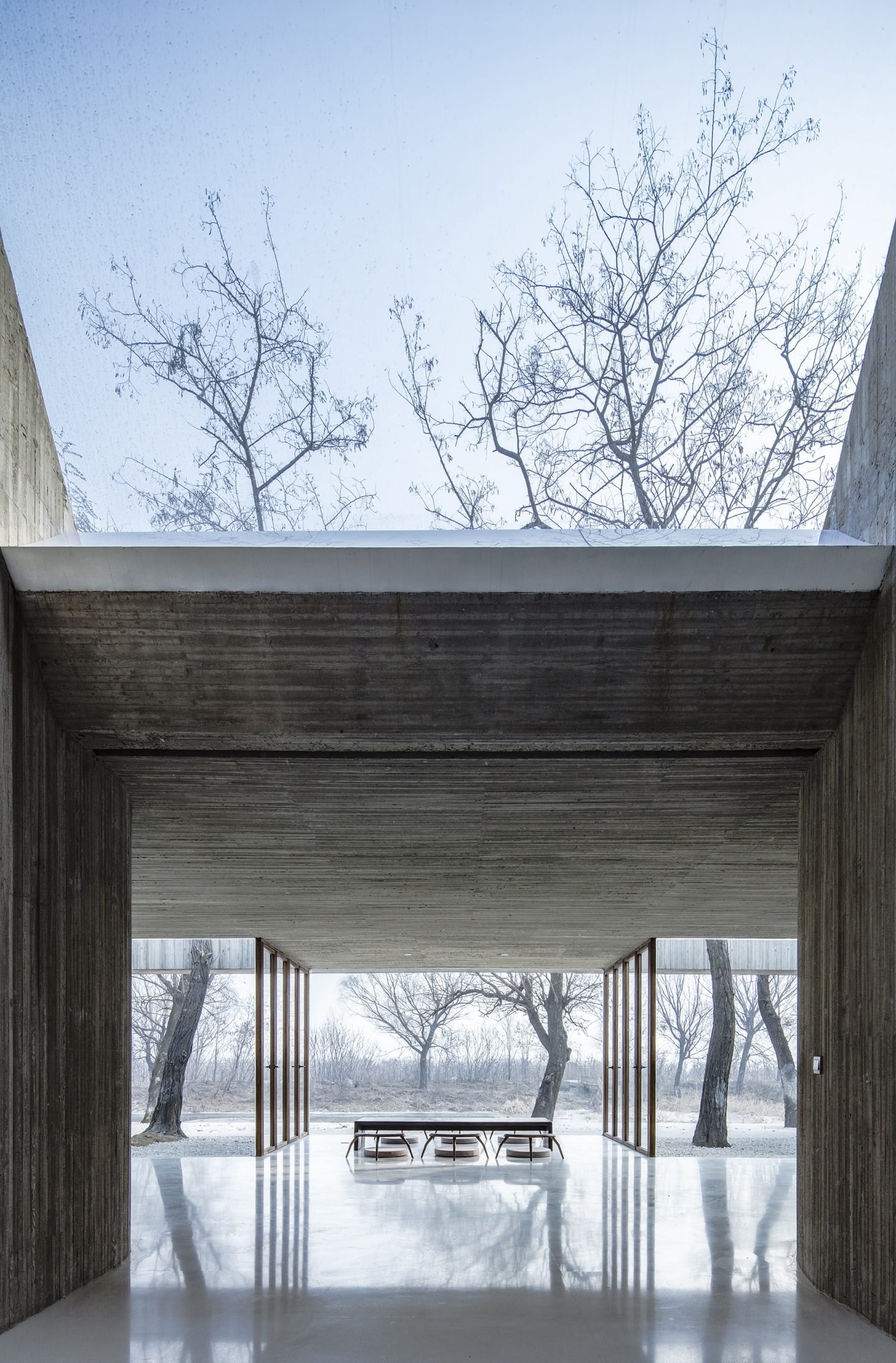 IGNANT-Architecture-Archstudio-Waterside-Buddhist-Shrine-02-min