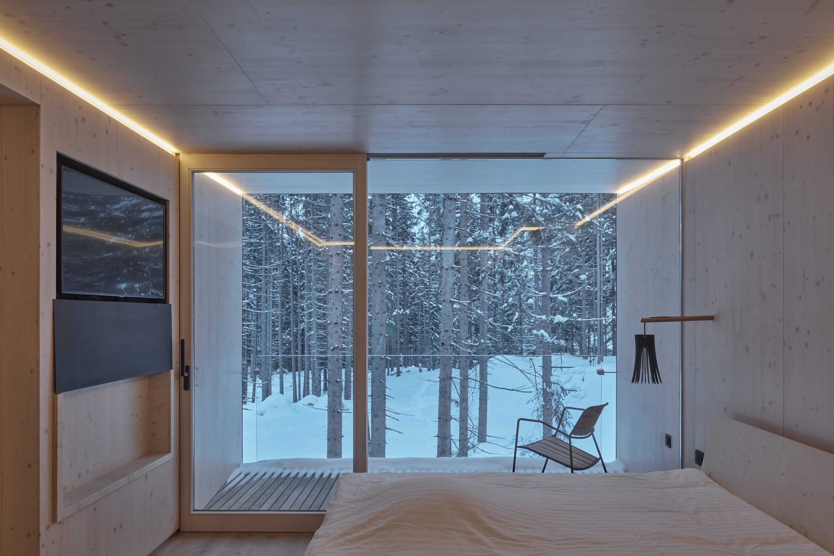 IGNANT-Architecture-Ark-Shelter-Hotel-Bjornson-010