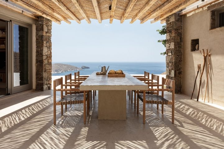 Sinas Architects Reimagine Traditional Cycladic Rural Homes With Xerolithi House