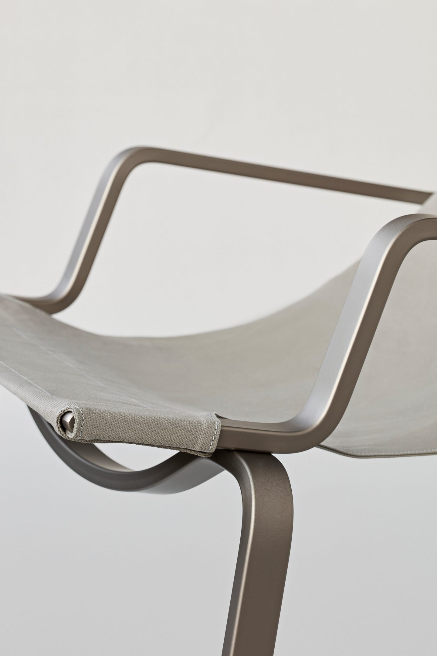 IGNANT-Design-Furniture-EnsoChair-4