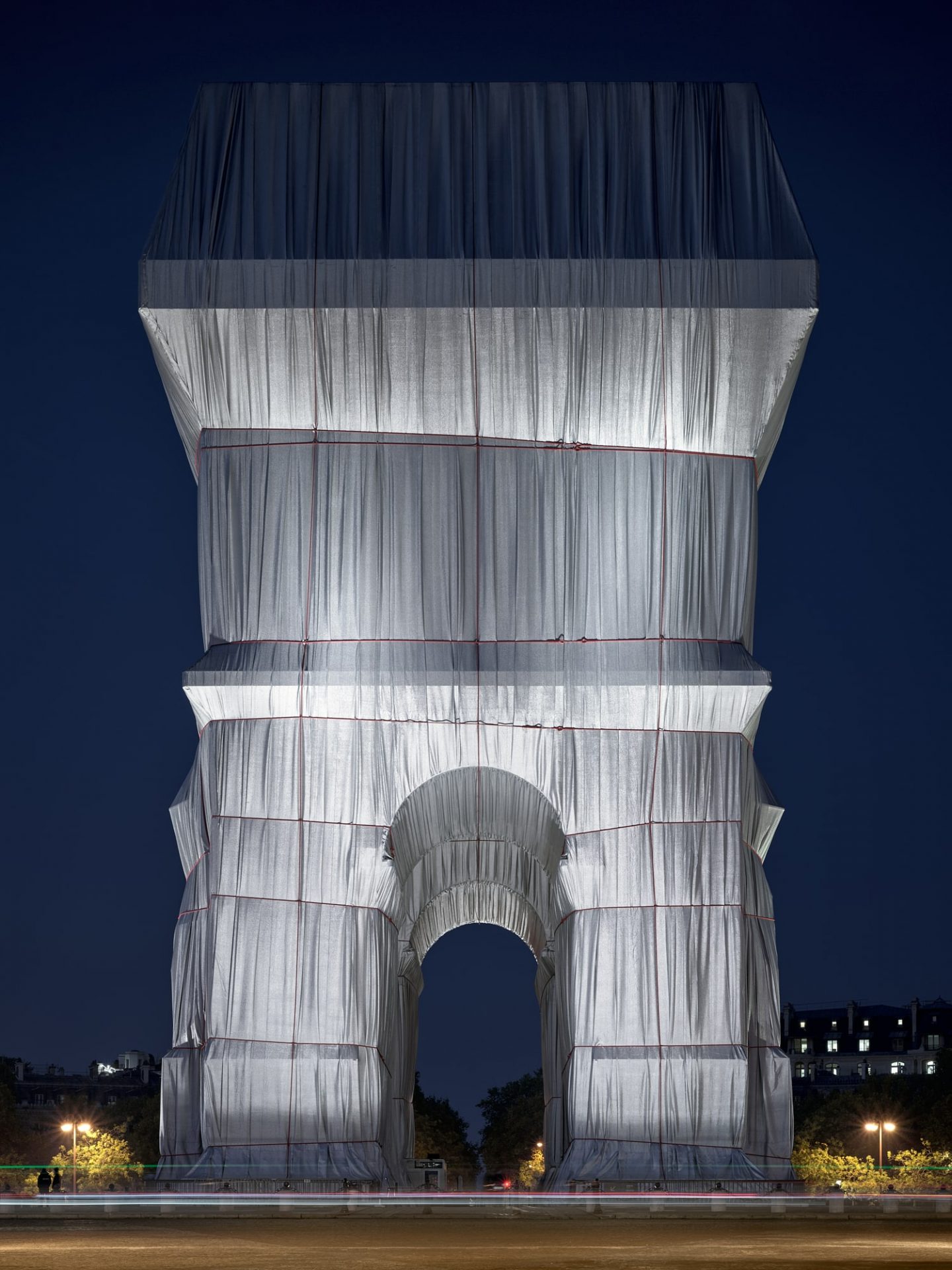 IGNANT-Photography-Arc-de-Triomphe-Yohan-Zerdoun-014