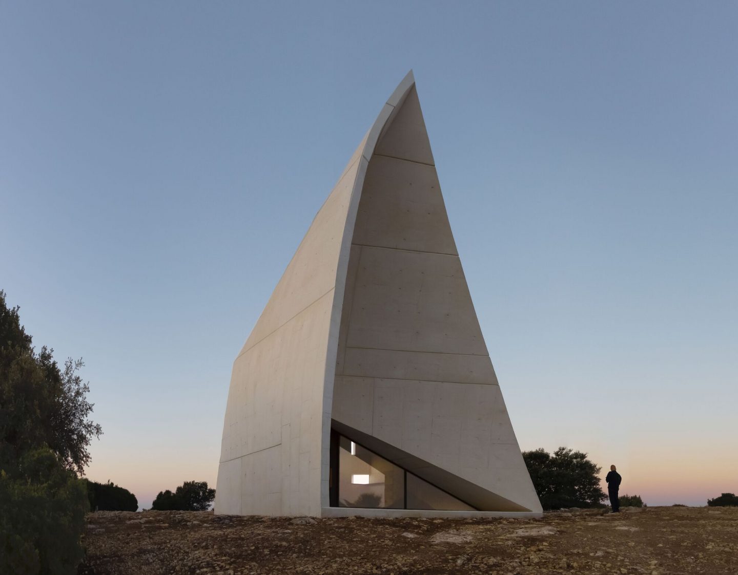 IGNANT_Architecture_Chapel_1_Sancho