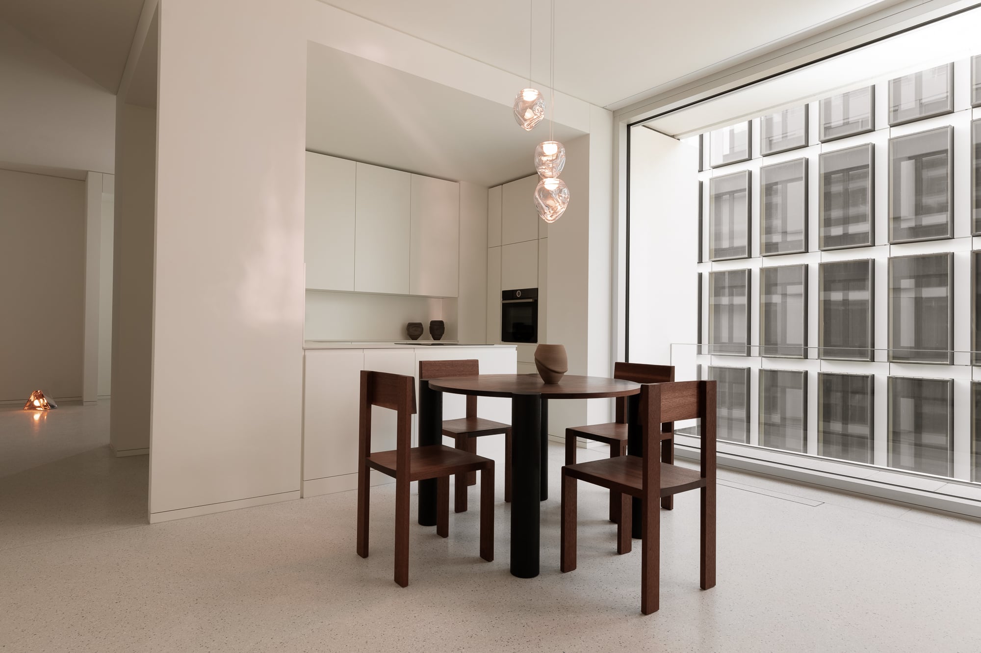 House Zafari: Studio Penzlien and Maj van der Linden Reframe Berlin Living