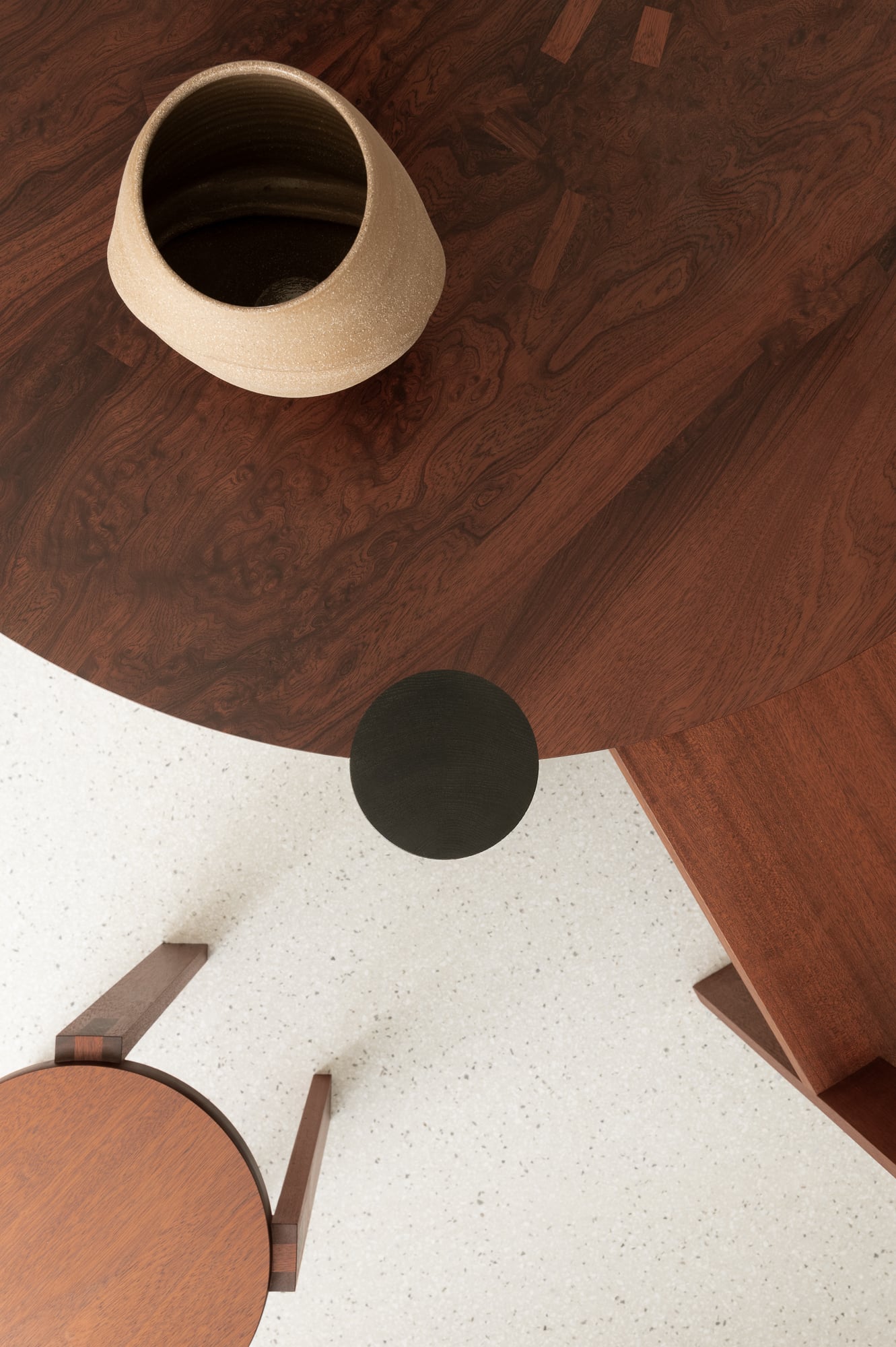 House Zafari: Studio Penzlien and Maj van der Linden Reframe Berlin Living